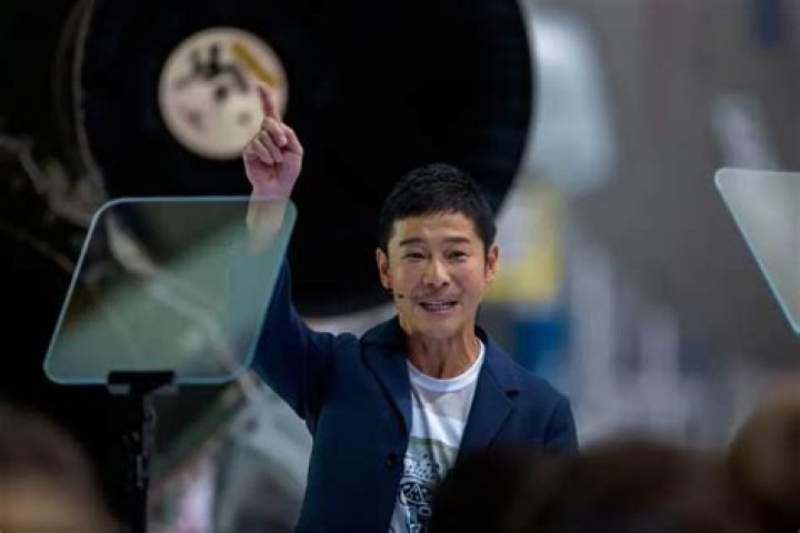 Billionaire Yusaku Maezawa Is Offering $91 Million To Ten Winners Of His Entrepreneur Contest