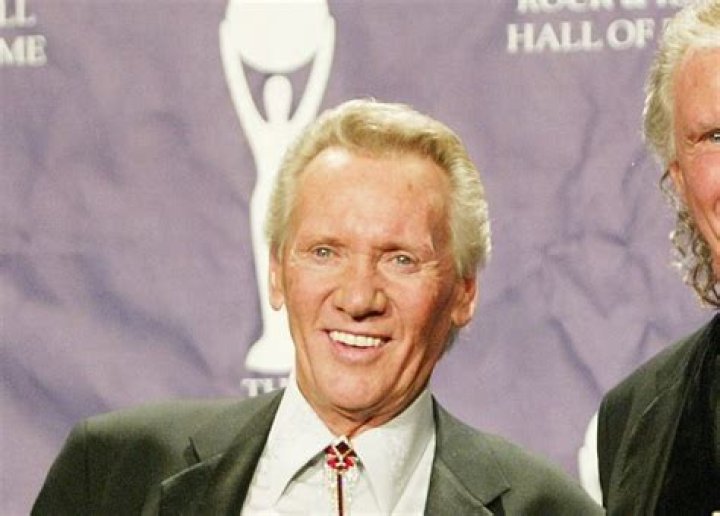 Bobby Hatfield Net Worth | Celebrity Net Worth