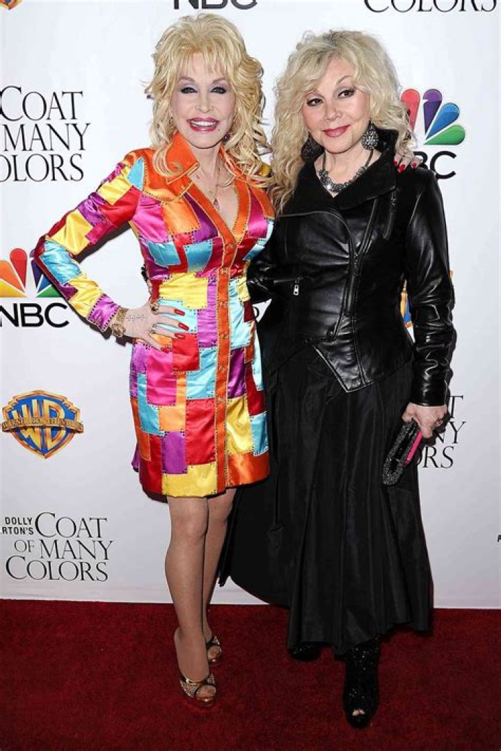 How Old Is Stella Parton: Unveiling The Legendary Singer's Age