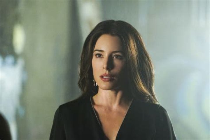 Jaime Murray Net Worth | Celebrity Net Worth