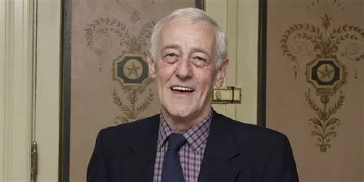 John Mahoney Net Worth | Celebrity Net Worth