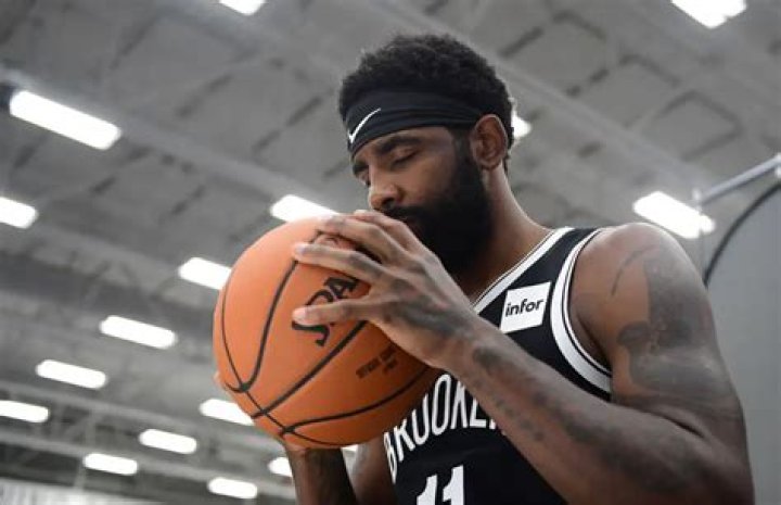 Kyrie Irving Started A $1.5 Million Fund For WNBA Players Sitting Out The 2020 Season