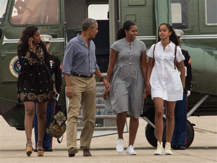 Learn: How Old Are Obama's Daughters?