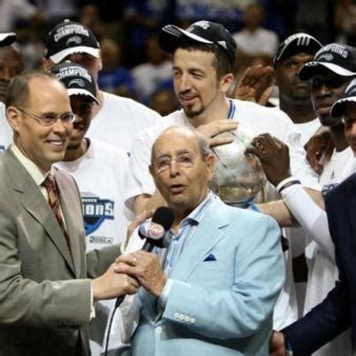 Richard Devos Net Worth | Celebrity Net Worth