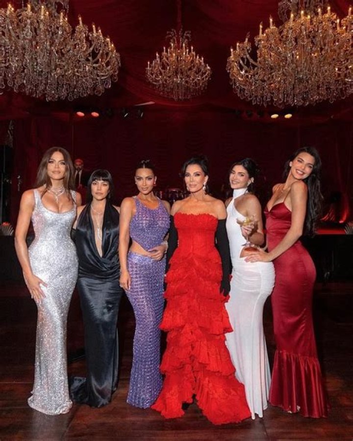 Unveiling Kris Jenner's Fortune: Exploring Her Net Worth Secrets